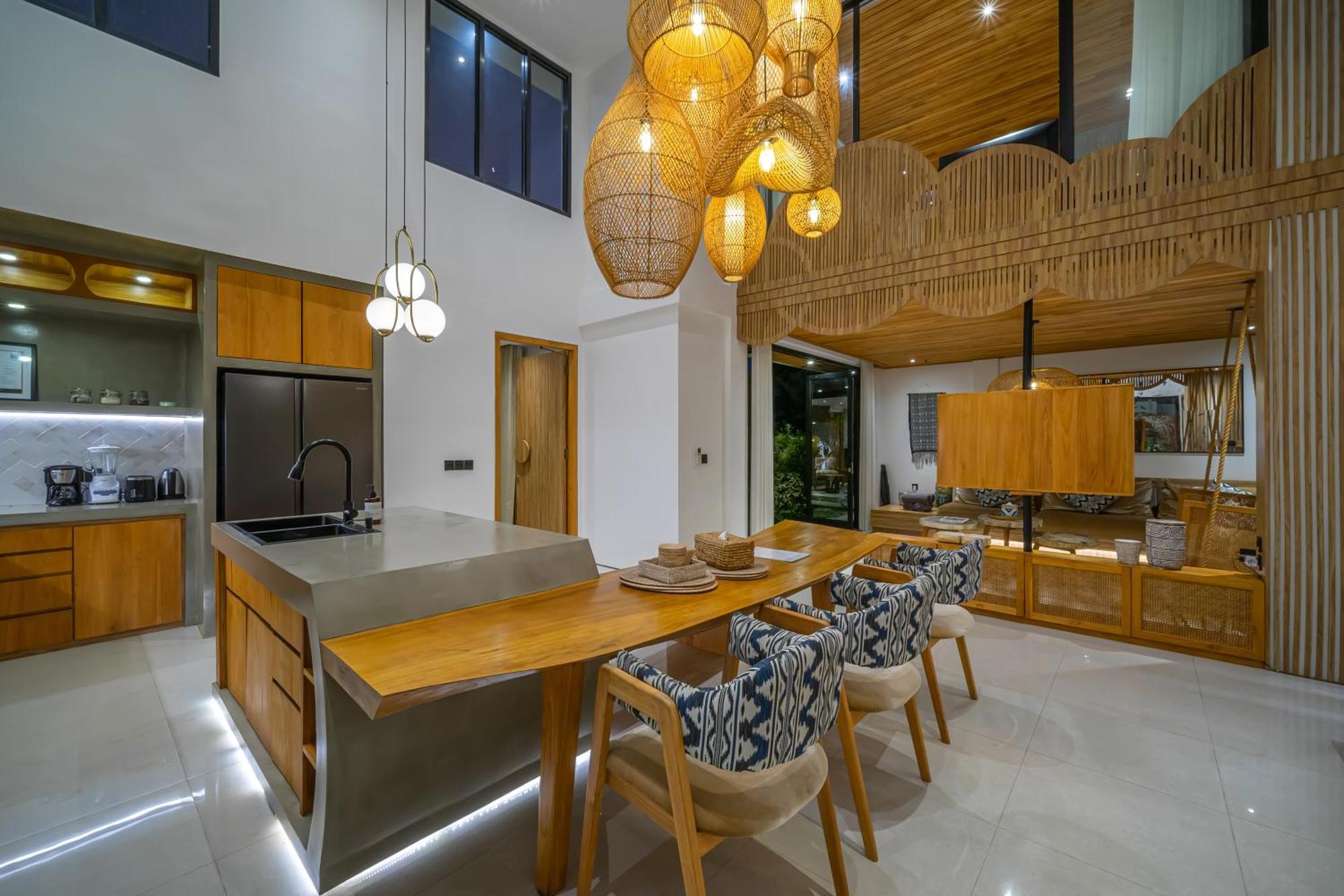 Villa Arunika - Stylish Tropical 2Br Villa Close To Nyanyi Beach! Selemadeg Exterior foto