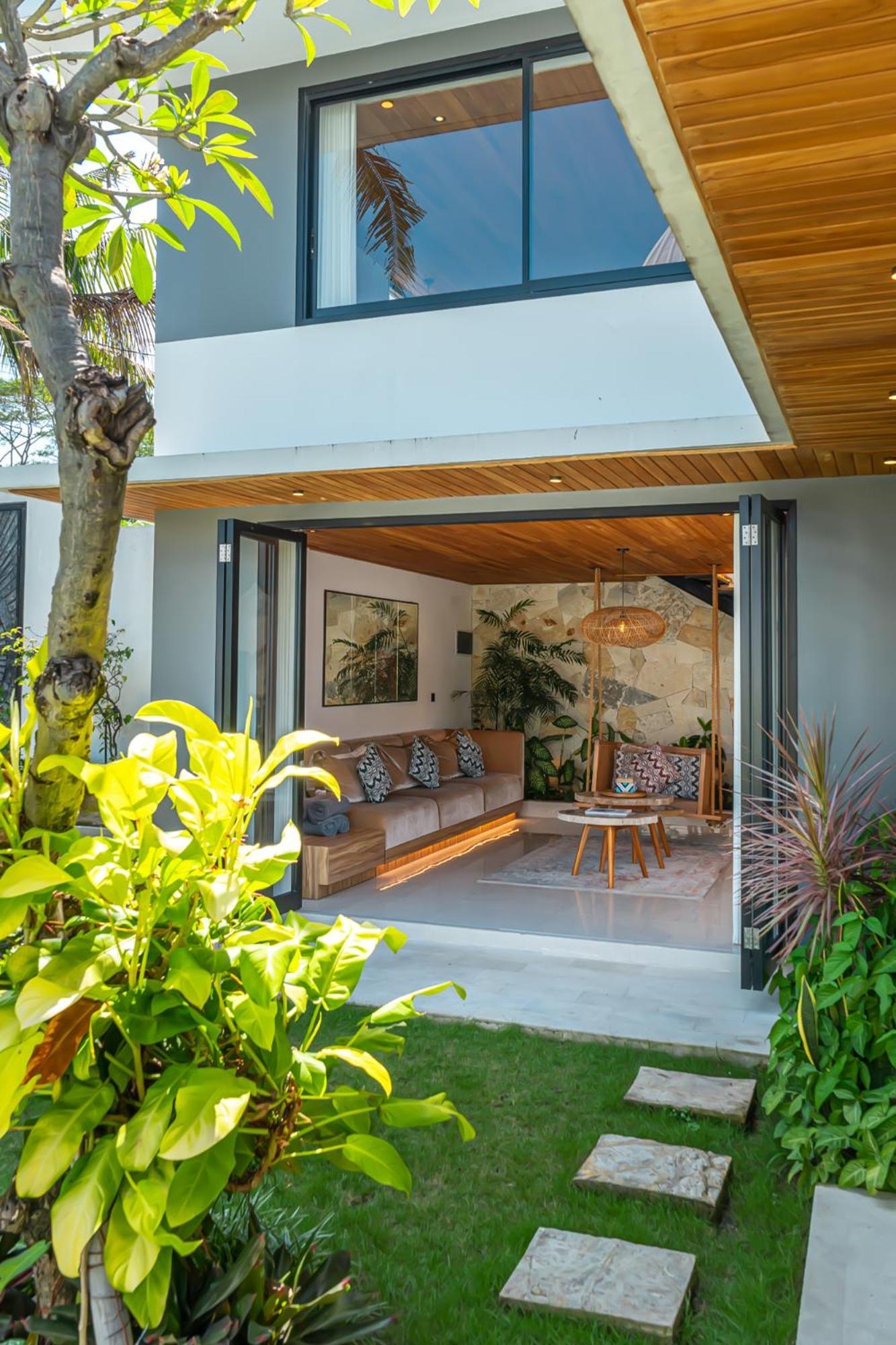 Villa Arunika - Stylish Tropical 2Br Villa Close To Nyanyi Beach! Selemadeg Exterior foto